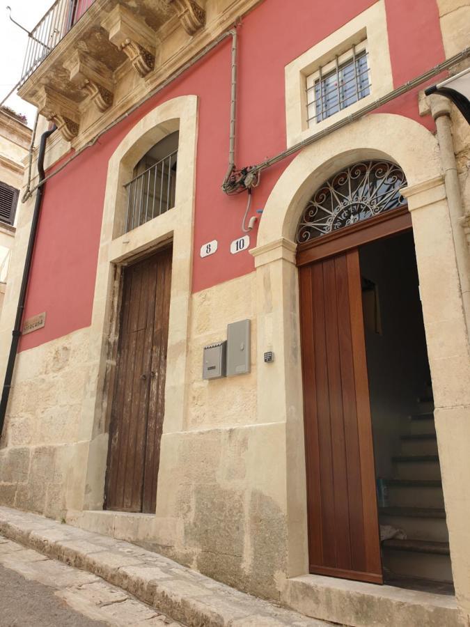 Ferienwohnung Locazione Turistica Da Enzo E Maria Ragusa Exterior foto